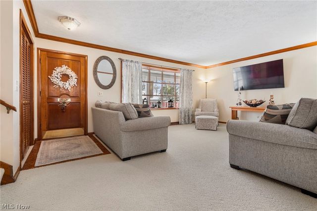 1825 Jackson Avenue NW, Massillon, OH 44646