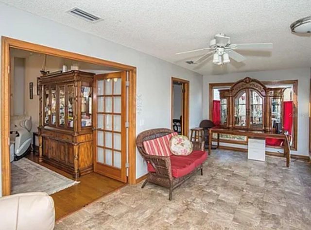 307 DEL MAR DRIVE, Lady Lake, FL 32159