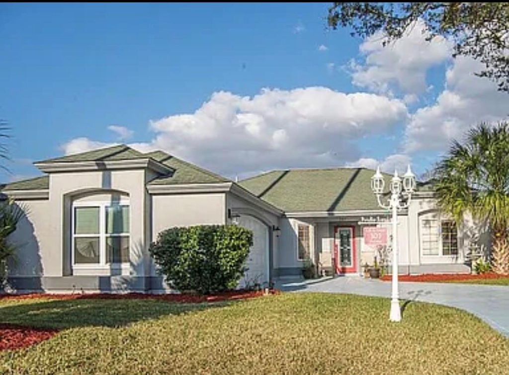 307 DEL MAR DRIVE, Lady Lake, FL 32159