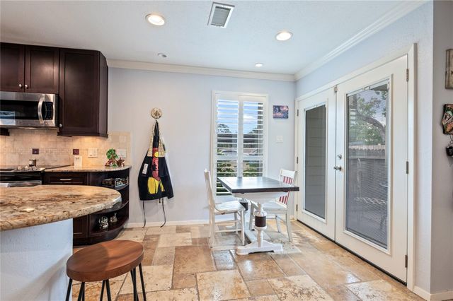 18800 Egret Bay Boulevard 1611, Webster, TX 77058