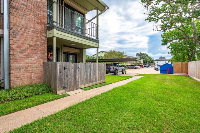 18800 Egret Bay Boulevard 1611, Webster, TX 77058