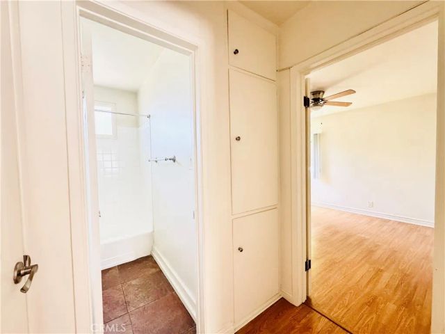 10850 Landale St, North Hollywood, CA 91602