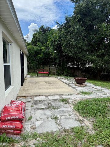 232 STRAWFLOWER COURT, Deltona, FL 32725