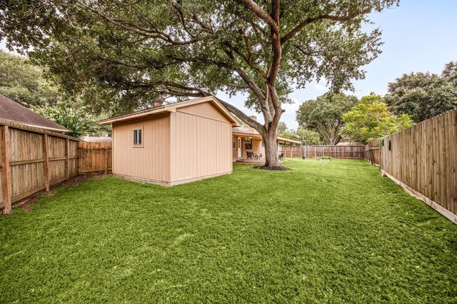 2019 Franklin Circle, Rosenberg, TX 77471