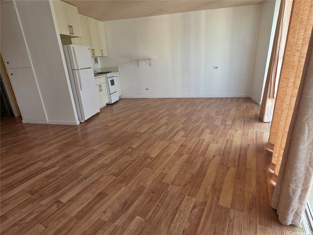 750 Amana Street 1904, Honolulu, HI 96814