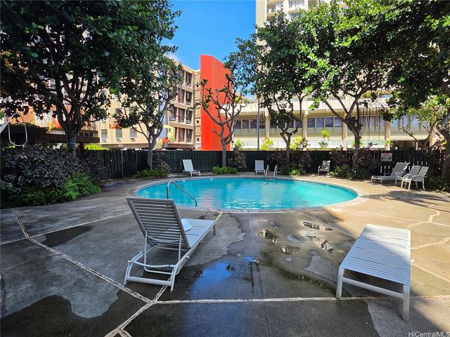 750 Amana Street 1904, Honolulu, HI 96814
