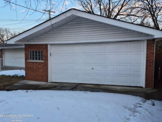 24895 Beck Avenue, Eastpointe, MI 48021