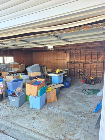 24895 Beck Avenue, Eastpointe, MI 48021