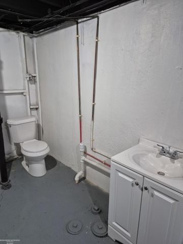 24895 Beck Avenue, Eastpointe, MI 48021