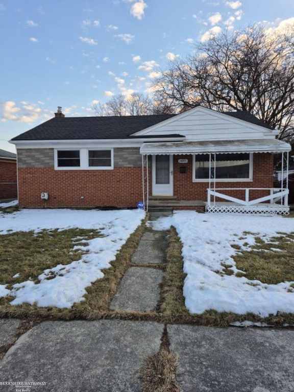 24895 Beck Avenue, Eastpointe, MI 48021