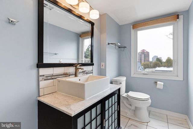 1403 SHALLCROSS AVE #303, Wilmington, DE 19806