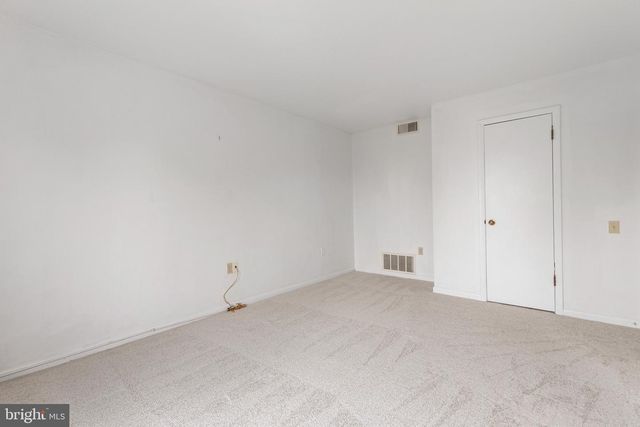 1403 SHALLCROSS AVE #303, Wilmington, DE 19806