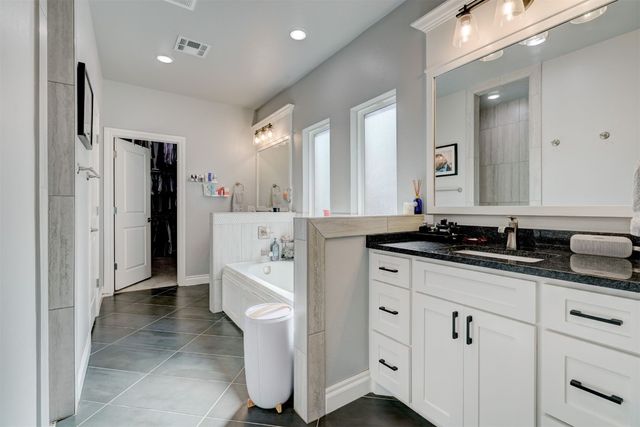 11117 SW 30th Circle, Yukon, OK 73099