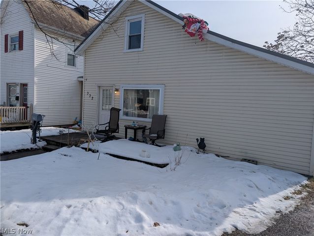 332 Front Avenue SW, New Philadelphia, OH 44663