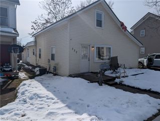 332 Front Avenue SW, New Philadelphia, OH 44663