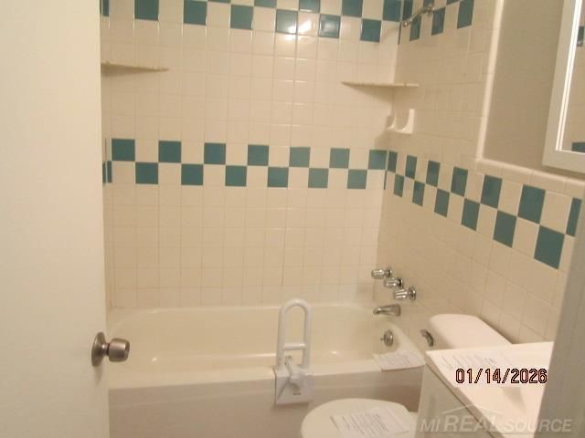 8517 Essex Avenue, Warren, MI 48089