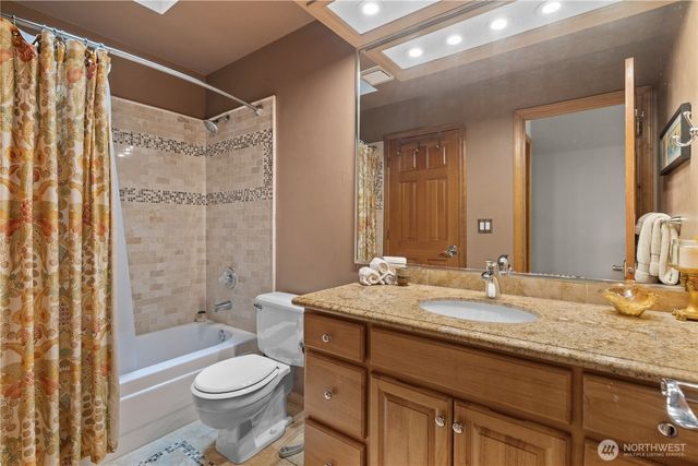 23924 SE 186th Street, Maple Valley, WA 98038