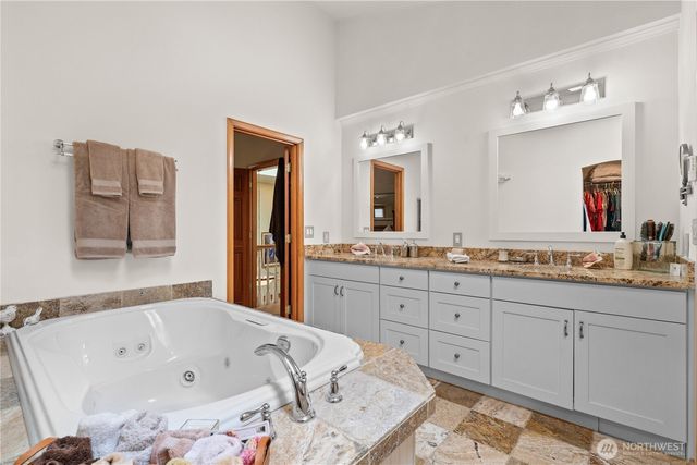 23924 SE 186th Street, Maple Valley, WA 98038