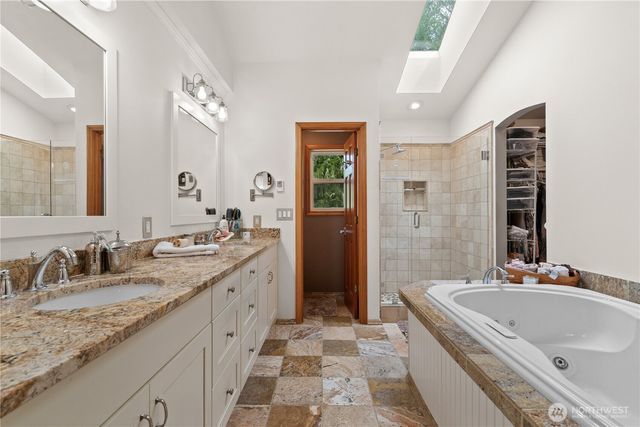 23924 SE 186th Street, Maple Valley, WA 98038