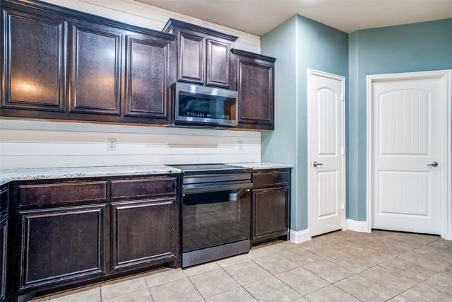 612 W Grove Circle, Anna, TX 75409