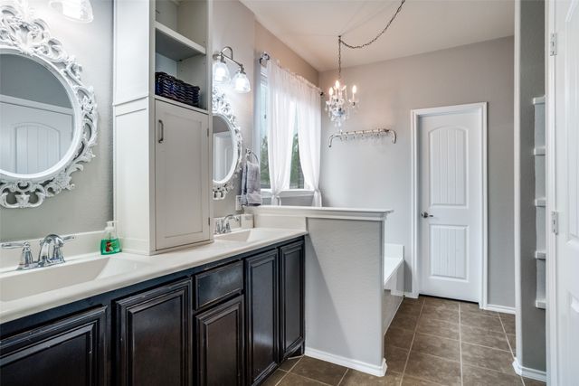 612 W Grove Circle, Anna, TX 75409