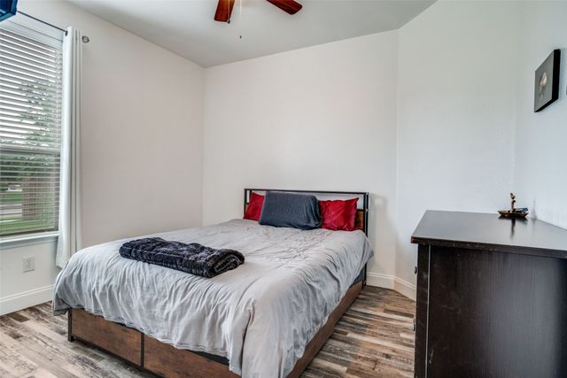 612 W Grove Circle, Anna, TX 75409