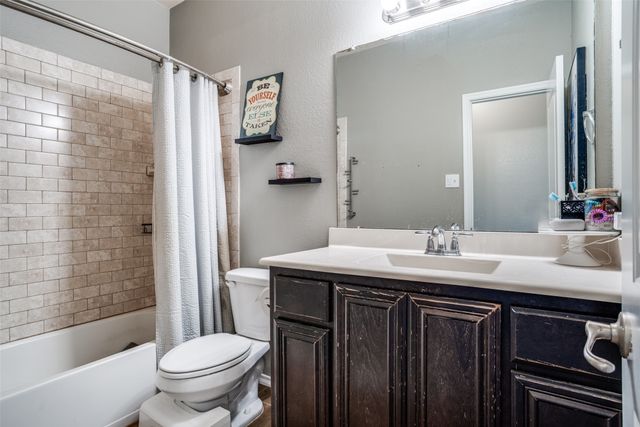 612 W Grove Circle, Anna, TX 75409