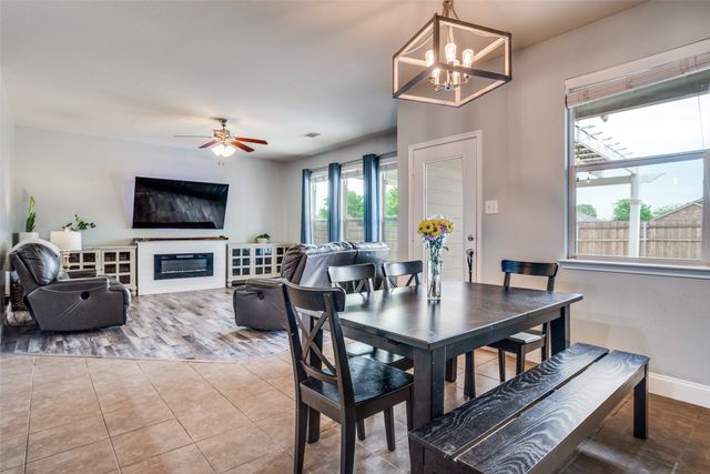 612 W Grove Circle, Anna, TX 75409