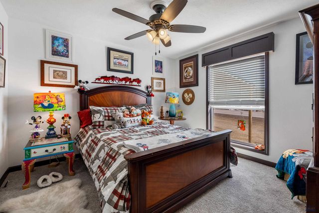 1833 WOOD LILY LN, Custer, SD 57730