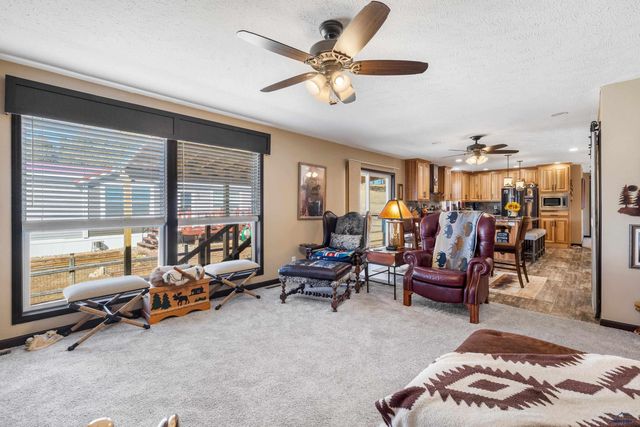 1833 WOOD LILY LN, Custer, SD 57730