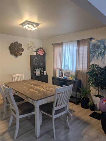 9941 Pinehurst Avenue, Detroit, MI 48204