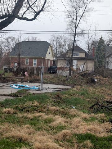 9941 Pinehurst Avenue, Detroit, MI 48204