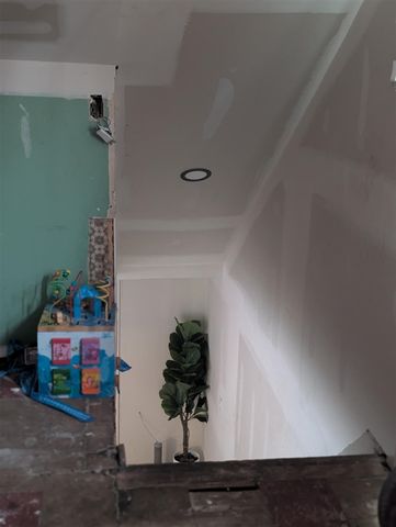 9941 Pinehurst Avenue, Detroit, MI 48204