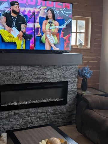 9941 Pinehurst Avenue, Detroit, MI 48204