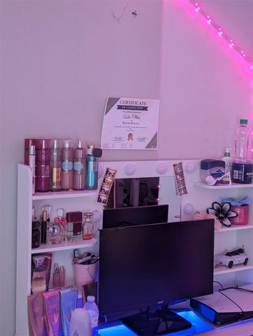 9941 Pinehurst Avenue, Detroit, MI 48204