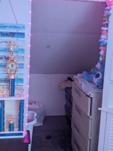 9941 Pinehurst Avenue, Detroit, MI 48204