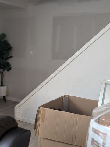 9941 Pinehurst Avenue, Detroit, MI 48204