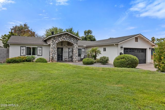 4025 E OSBORN Road, Phoenix, AZ 85018
