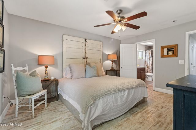4025 E OSBORN Road, Phoenix, AZ 85018