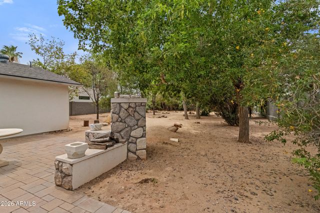 4025 E OSBORN Road, Phoenix, AZ 85018