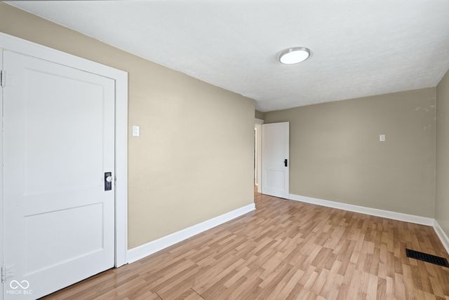 274 N Mount Street, Indianapolis, IN 46222
