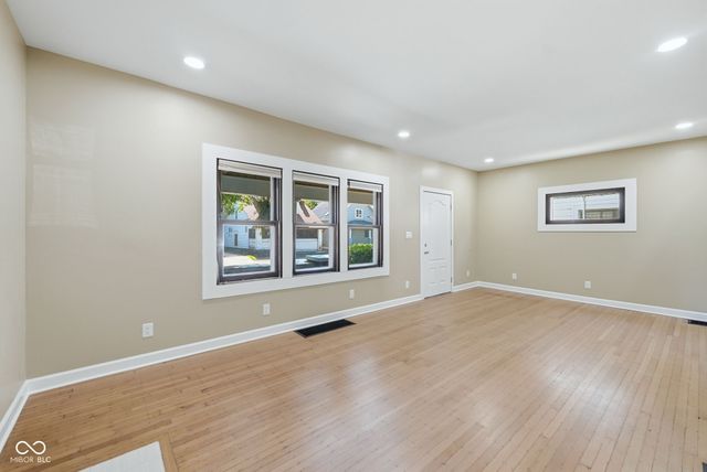 274 N Mount Street, Indianapolis, IN 46222