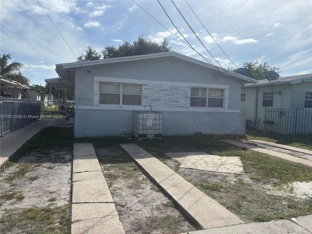 1162 NW 64th St, Miami, FL 33150