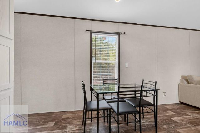 121 North Kiowa Drive, Jesup, GA 31545