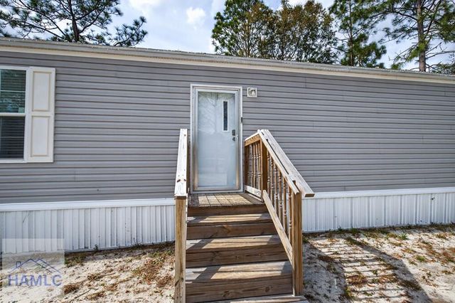 121 North Kiowa Drive, Jesup, GA 31545