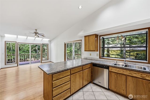 1660 Kala Point Drive, Port Townsend, WA 98368