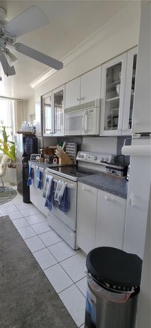 2751 S Ocean Dr 1706S, Hollywood, FL 33019