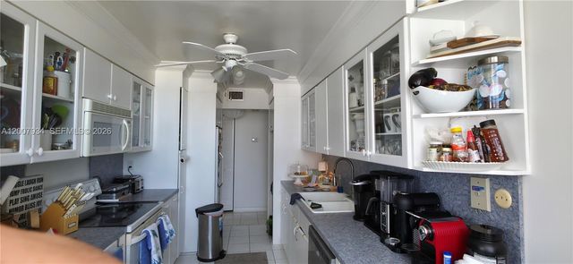 2751 S Ocean Dr 1706S, Hollywood, FL 33019