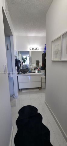 2751 S Ocean Dr 1706S, Hollywood, FL 33019