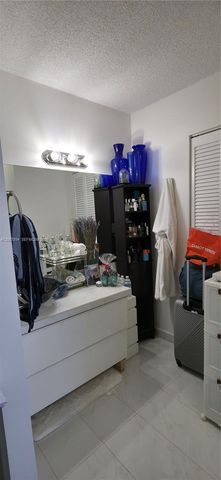 2751 S Ocean Dr 1706S, Hollywood, FL 33019